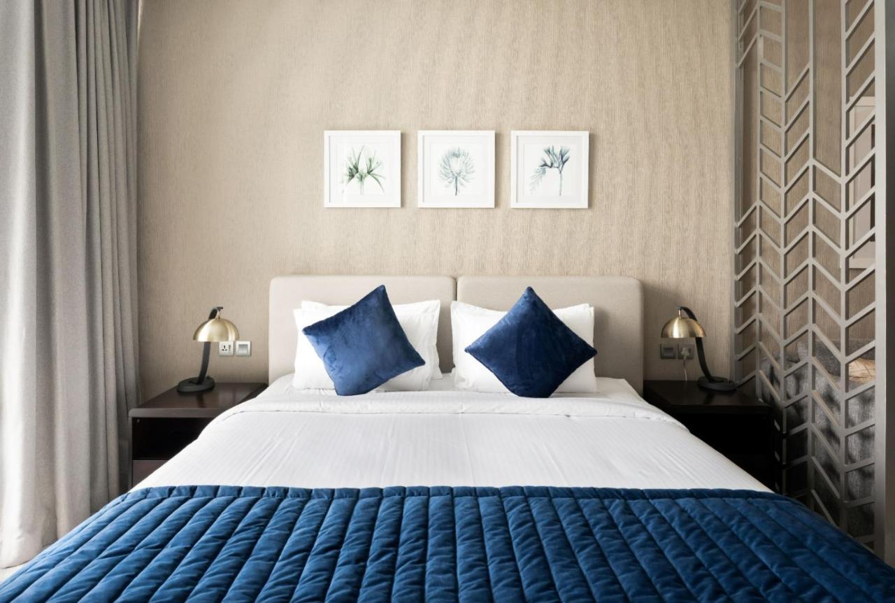 Apartment Phineek Elegant Canal View Maison Prive Business Bay
