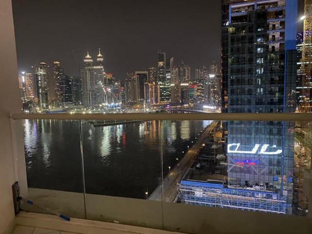 Apartment Phineek Elegant Canal View Maison Prive Business Bay Dubai